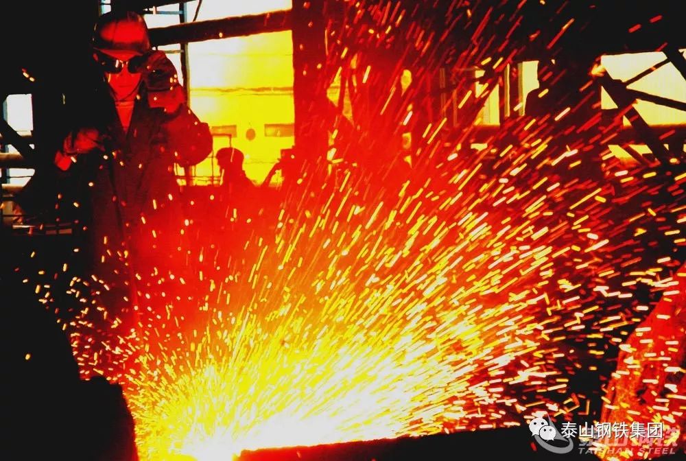 不仅百炼钢 亦能绕指柔！