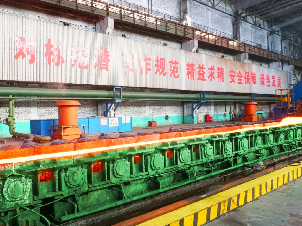 【先锋力量】炉火映初心 匠心筑梦人