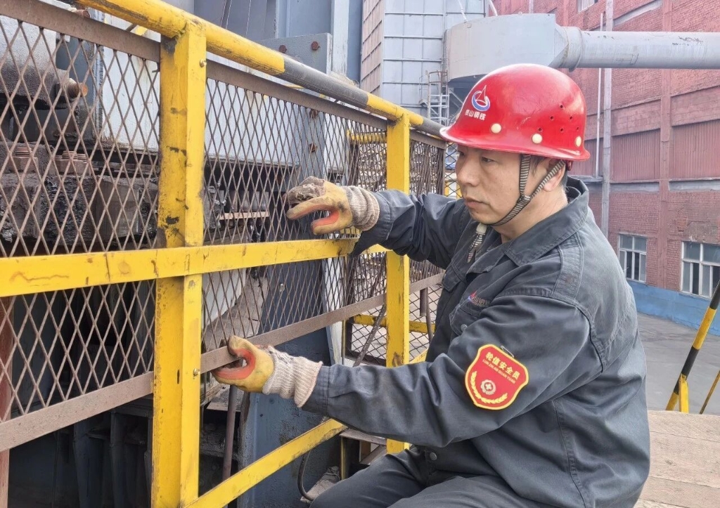 【先锋力量】一丝不苟的轮值安全员